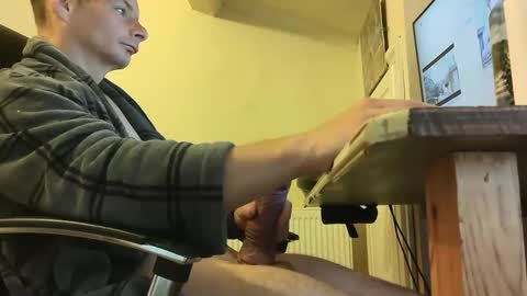 sebastianspalding450 online show from 05-01-26, 09:25