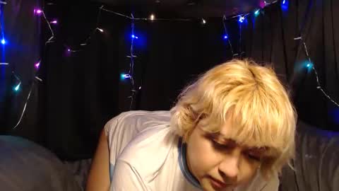 Snapshot of sebastiansupreme chatting on 11-04-25, 03:27 Sebastian online show from 11-04-25, 03:27