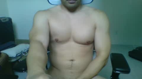 Snapshot of sebbohk chatting on 02-05-25, 12:10 Sebbo online show from 02-05-25, 12:10