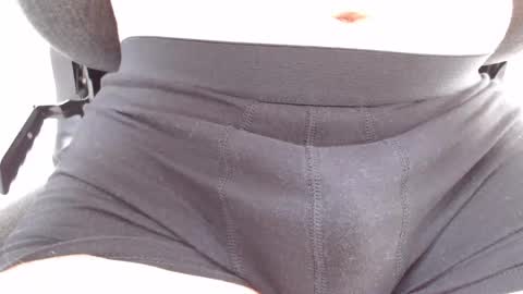 Snapshot of sebic153175 chatting on 05-24-26, 12:32 Adisnice online show from 05-24-26, 12:32