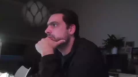 Snapshot of sebix9206 chatting on 01-12-26, 07:35 sebix9206 online show from 01-12-26, 07:35