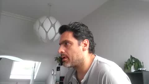 Snapshot of sebix9206 chatting on 06-11-26, 12:36 sebix9206 online show from 06-11-26, 12:36