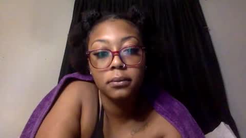 Snapshot of secrectcee chatting on 04-05-26, 04:09 SecretCee online show from 04-05-26, 04:09