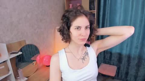 Snapshot of secret_des1res chatting on 06-26-26, 06:07 Mia online show from 06-26-26, 06:07