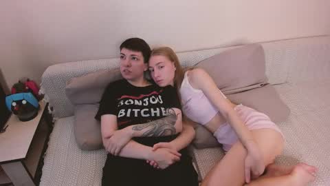 Amanda and  pair in a real life we love each other but can play with you online show from 03-11-26, 08:42