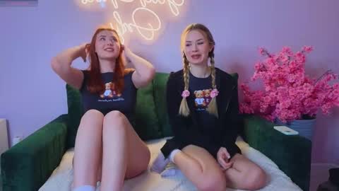 Snapshot of secret_materialz chatting on 11-17-25, 08:42 secret_materialz online show from 11-17-25, 08:42