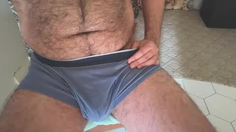 secret_neighbor_ online show from 04-19-26, 12:26