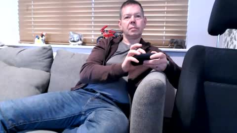 Snapshot of secretfun69uk chatting on 02-25-25, 08:25 BJ online show from 02-25-25, 08:25