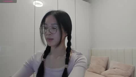 Angela online show from 11-14-25, 01:04