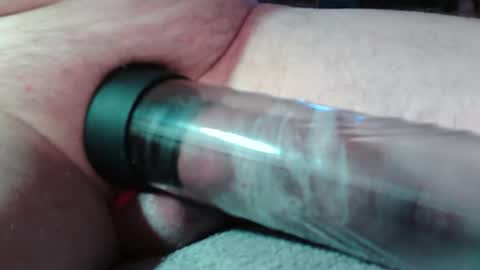 Snapshot of secretrub chatting on 12-03-25, 03:10 secretrub online show from 12-03-25, 03:10