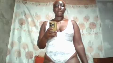 Snapshot of secretseduction2 chatting on 07-05-26, 11:12 Seduction online show from 07-05-26, 11:12