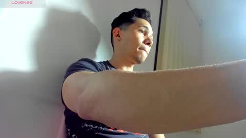 Snapshot of secretstudy_ chatting on 12-01-25, 03:22 Mod pepe online show from 12-01-25, 03:22