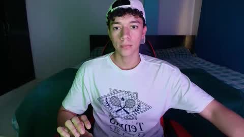 Snapshot of seder_4 chatting on 02-08-26, 05:16 Sebas online show from 02-08-26, 05:16