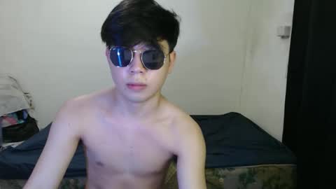 Snapshot of seduceme01 chatting on 12-01-25, 12:43 seduceme01 online show from 12-01-25, 12:43