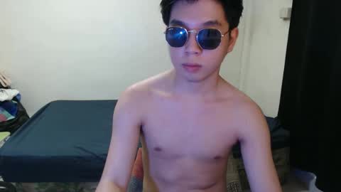 Snapshot of seduceme01 chatting on 12-14-25, 04:12 seduceme01 online show from 12-14-25, 04:12