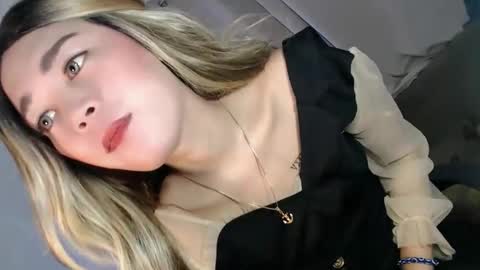 seducing_angela online show from 09-15-25, 11:38