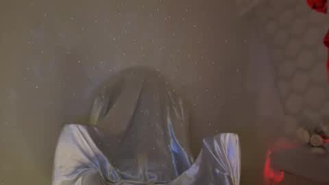 Snapshot of seductive_flower chatting on 11-18-25, 10:20 Mali online show from 11-18-25, 10:20