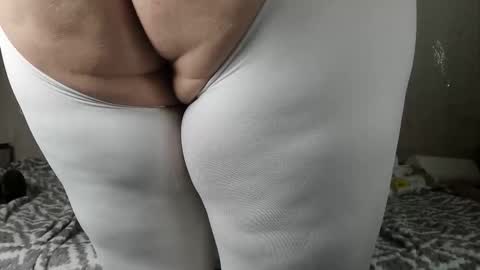 seductive_she_wolf online show from 09-12-25, 02:44