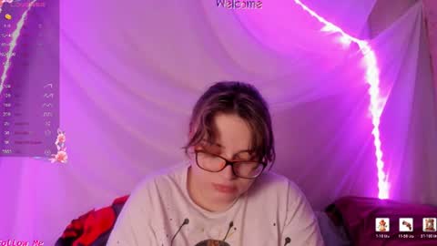Snapshot of seductive_she_wolf chatting on 06-09-26, 06:41 seductive_she_wolf online show from 06-09-26, 06:41
