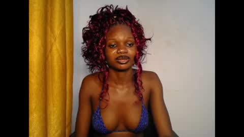 seductive_sugar247 online show from 05-26-26, 06:04