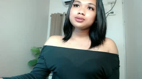 Snapshot of seductivedeluxe69 chatting on 07-14-26, 10:21 Deluxe online show from 07-14-26, 10:21