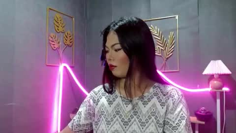 Snapshot of seductress_lust chatting on 10-24-25, 12:34 cassie online show from 10-24-25, 12:34