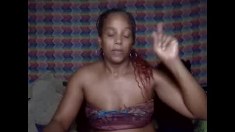 Snapshot of seductressgem chatting on 02-27-26, 06:24 SeductressGem online show from 02-27-26, 06:24