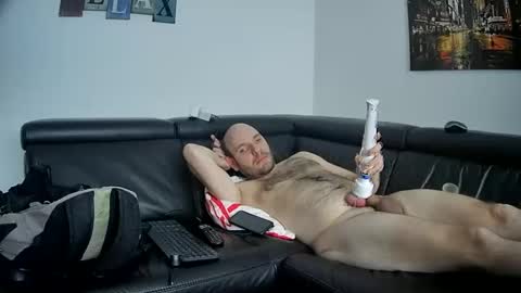 Sebastian online show from 12-14-24, 09:51