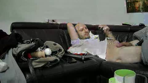 Sebastian online show from 12-28-24, 05:44