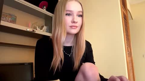 Kristie online show from 02-25-26, 11:25