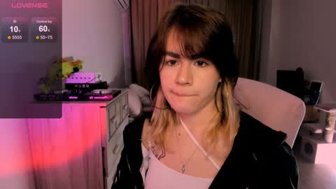 Snapshot of selectrra chatting on 02-07-25, 12:06 selectrra online show from 02-07-25, 12:06