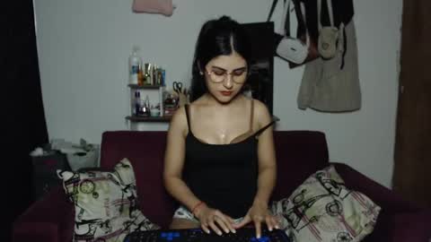 seleena_01 online show from 03-03-25, 10:42