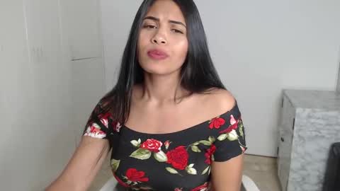 Snapshot of seleena__ chatting on 03-05-25, 04:24 seleena__ online show from 03-05-25, 04:24