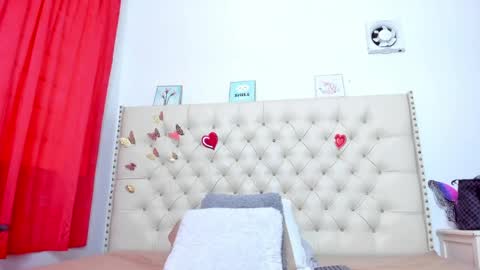 selena_beautyy online show from 04-18-26, 08:09