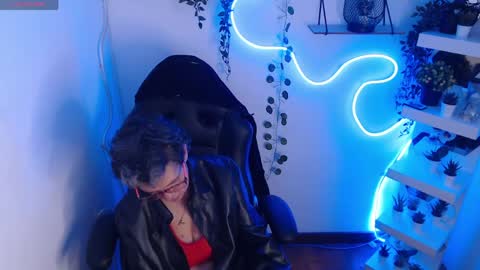 Snapshot of selena_ferreira chatting on 05-29-26, 07:34 Selena online show from 05-29-26, 07:34