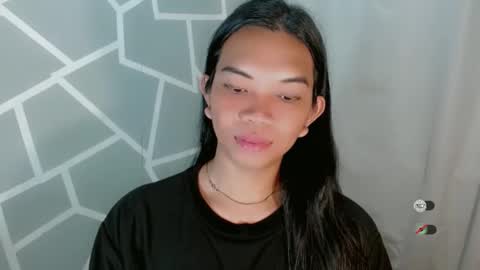 Selena online show from 05-31-26, 10:55