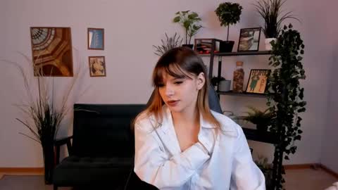 Snapshot of selenadearden chatting on 02-28-25, 05:04 Selena ntmy online show from 02-28-25, 05:04