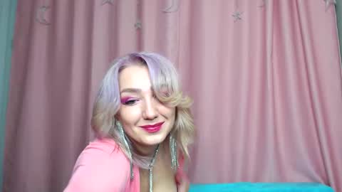 Selena online show from 12-14-25, 03:06