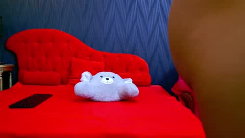 Snapshot of selenanoir chatting on 01-28-25, 05:22 Selena Noir online show from 01-28-25, 05:22