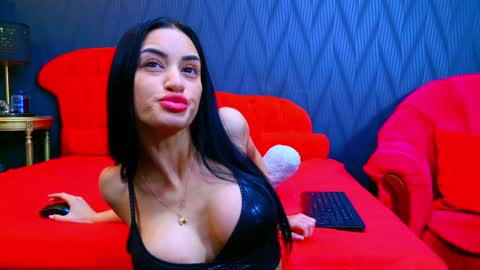 Snapshot of selenanoir chatting on 02-04-25, 06:36 Selena Noir online show from 02-04-25, 06:36