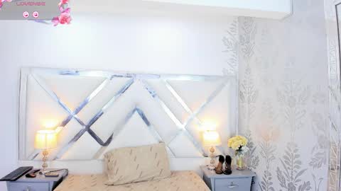 Selena reyess online show from 11-23-25, 12:49