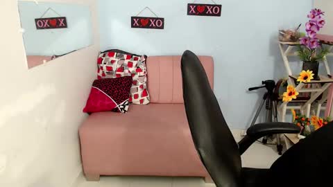 selene online show from 10-30-25, 01:45