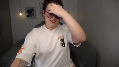 selene_rouse_ online show from 04-07-26, 11:37