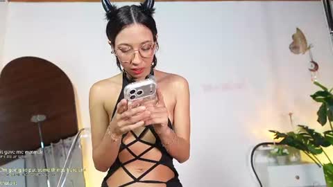 Snapshot of selene_starkk chatting on 07-28-26, 02:07 Sel Your Little butterfly online show from 07-28-26, 02:07