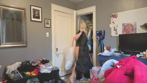 Selene online show from 03-16-26, 07:51