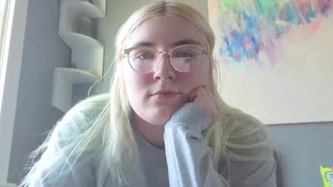 Selene online show from 03-29-26, 06:41