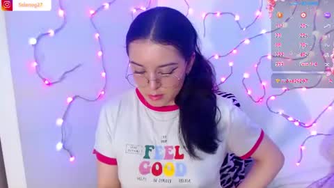 Snapshot of seleneg chatting on 06-23-26, 05:27 Selene G online show from 06-23-26, 05:27