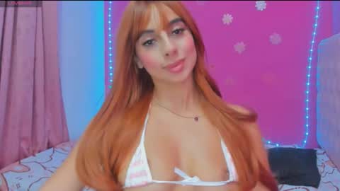 Snapshot of selenevosse_ chatting on 02-15-26, 03:36 Selenevosse online show from 02-15-26, 03:36