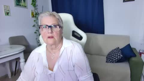 Selenna online show from 04-09-26, 05:29