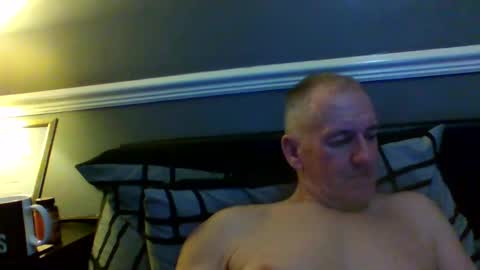 selfsucker28772 online show from 03-02-26, 10:05